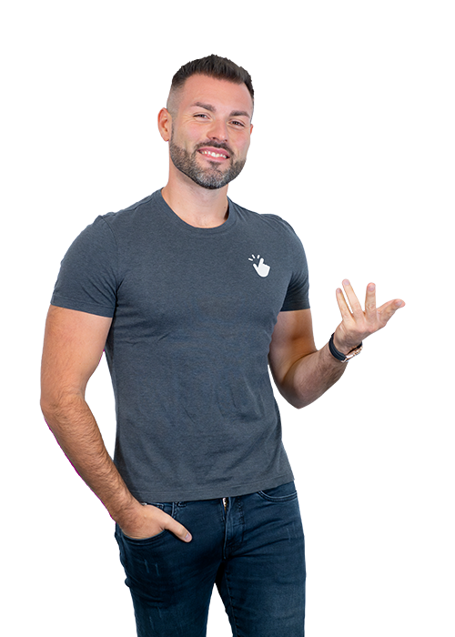 Agent immobilier souriant avec un style moderne